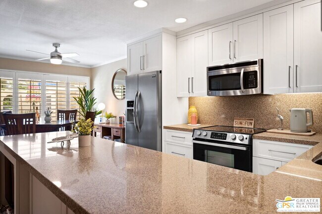 Foto del edificio - 45405 Lupine Ln