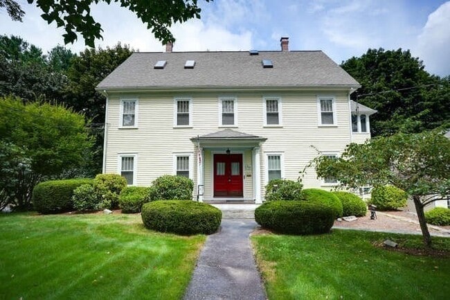 Building Photo - 319 Forge Village Rd