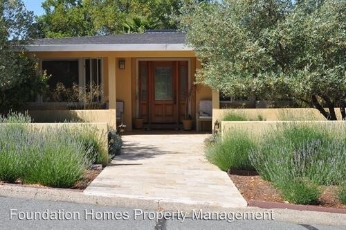 Primary Photo - 4 br, 2.5 bath House - 584 Fairhills Drive