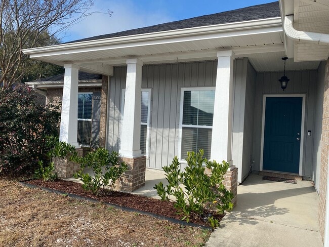 Building Photo - Excellent 3 Bedroom in Pace