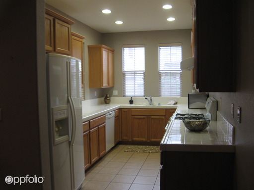 Building Photo - 2491 Huckleberry Cir