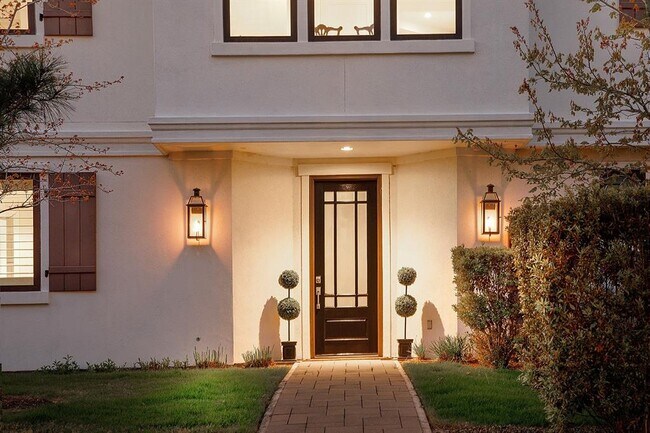 Foto del edificio - 2516 N Bay Pl