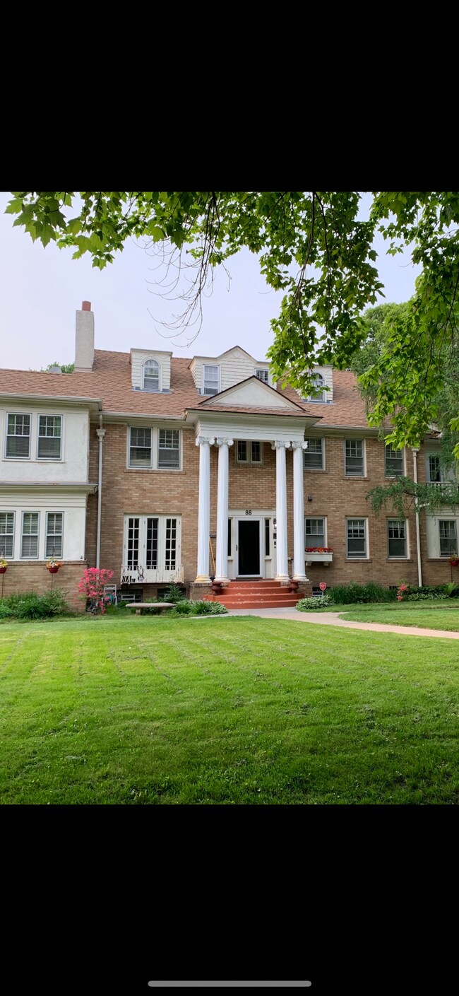 Foto del edificio - 88 W Minnehaha Pky