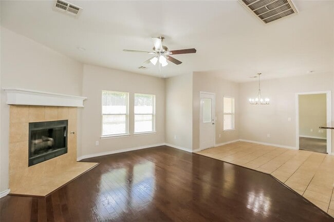 Building Photo - 10416 Westover Ave