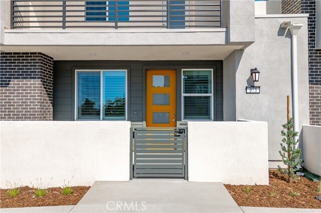 Building Photo - 273 Sash