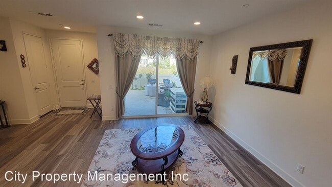 Building Photo - 3 br, 2.5 bath House - 3364 Campo Azul Ct,