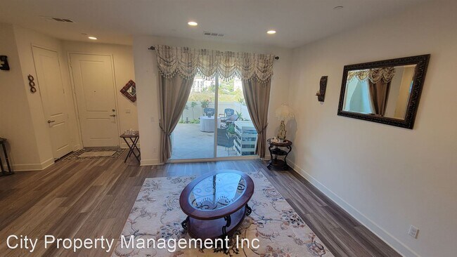 Foto del edificio - 3 br, 2.5 bath House - 3364 Campo Azul Ct,