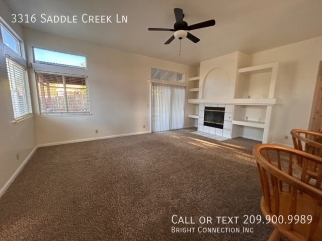 Foto del edificio - 3316 Saddle Creek Ln