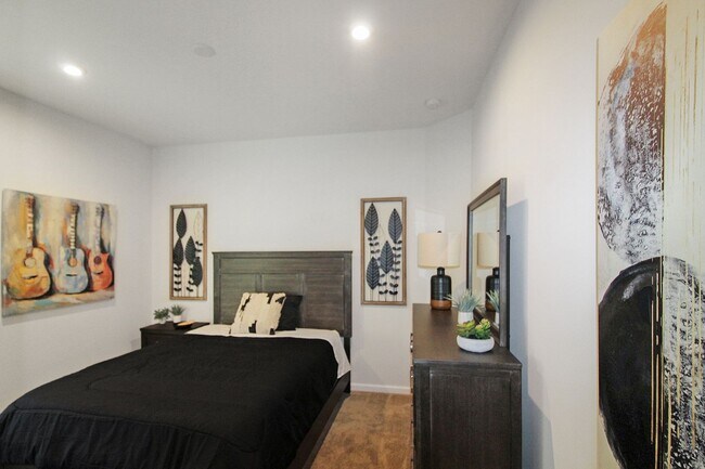 Building Photo - Renaissance Annual Home for Rent