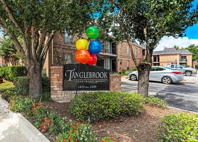 Building Photo - Tanglebrook Apartments
