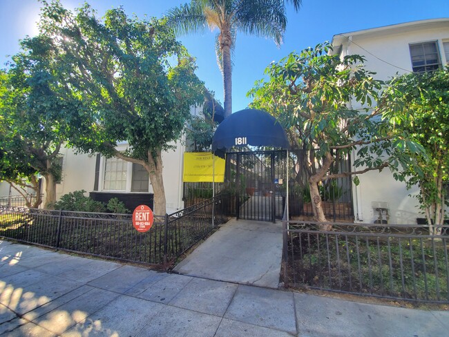 Foto del edificio - 1811 Cherokee N Ave