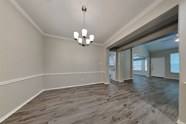 Foto del edificio - 1731 Red Oak Terrace