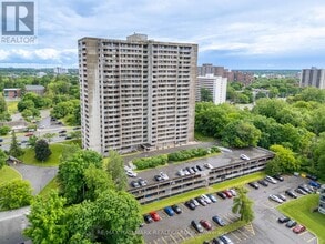 Building Photo - 415-1415 Greenview Ave