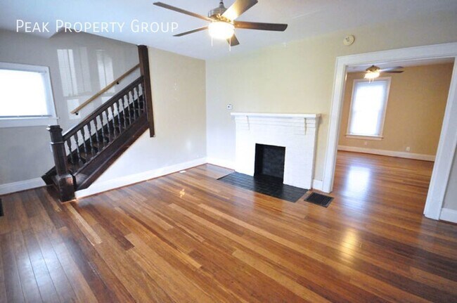 Building Photo - Available in August! Located in Weinland P...