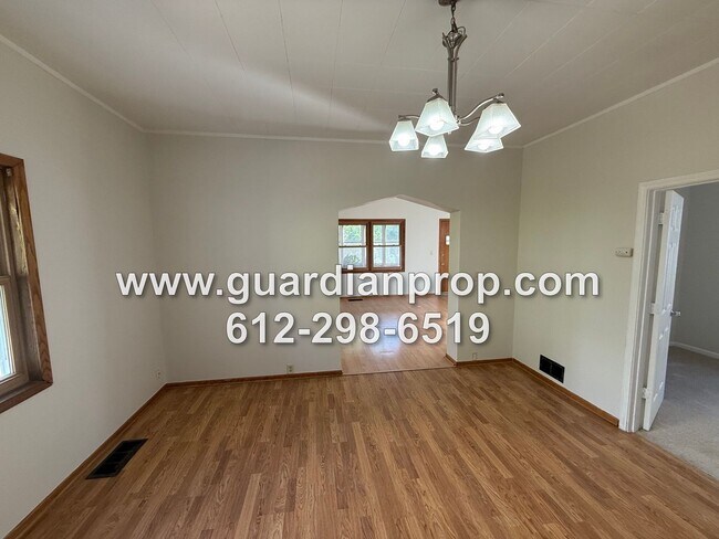 Foto del edificio - 915 Fry St