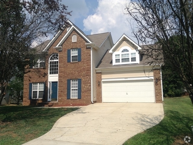 Building Photo - 14519 John Beck Dr