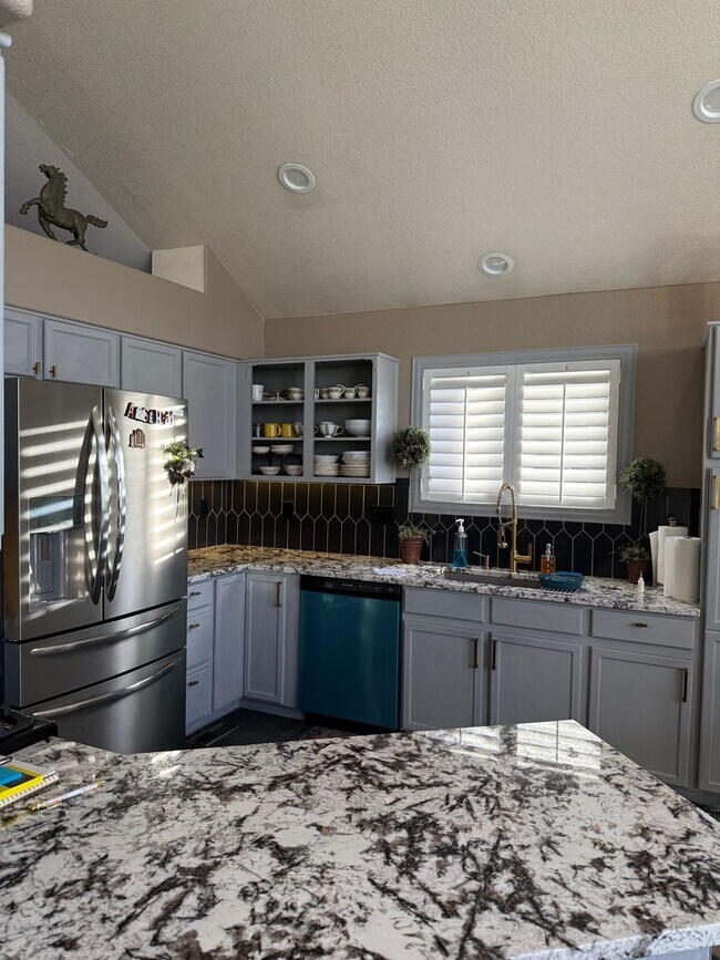 Photo - Beautiful Furnished 3 Bedroom/2.5 Bathroom Single Family Home with Flexible Lease terms.