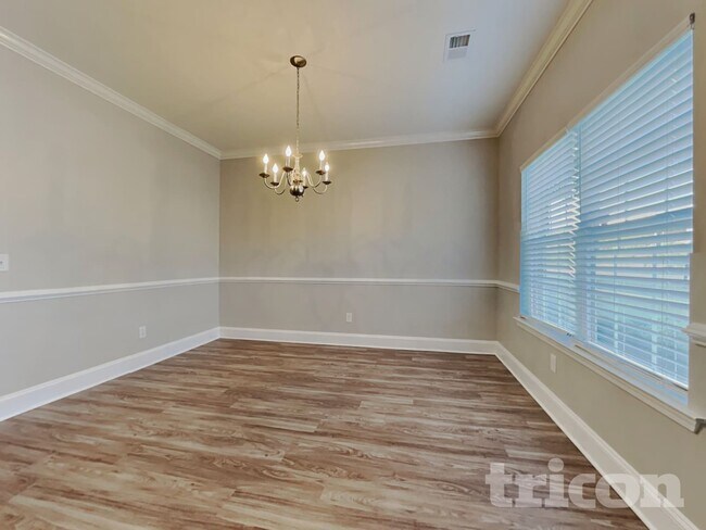 Foto del edificio - 302 Merchants Dr