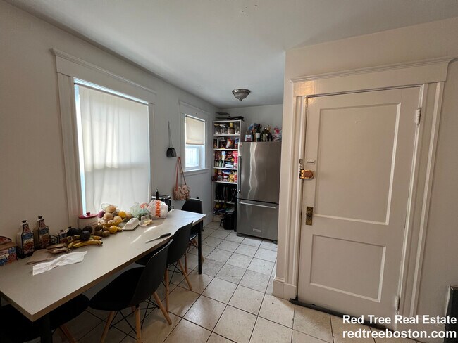Building Photo - 50 Etna St