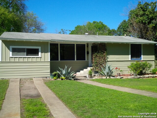 Building Photo - 427 Devonshire Dr