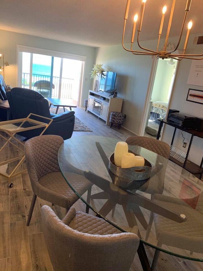 Open concept facing beach! - 2220 Ocean Shore Blvd