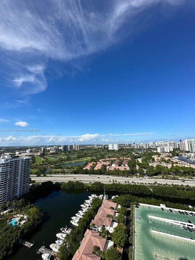 3530 Mystic Pointe Dr Unit 3208, Aventura, FL 33180 Apartment for