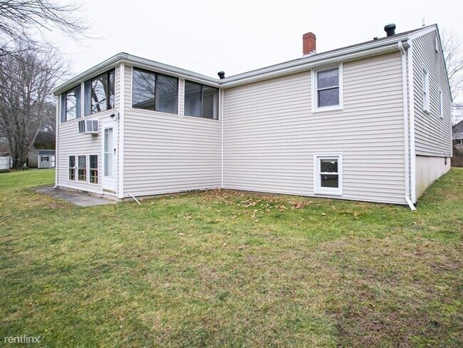 Building Photo - 2 br, 1 bath House - 141 Adelaide St