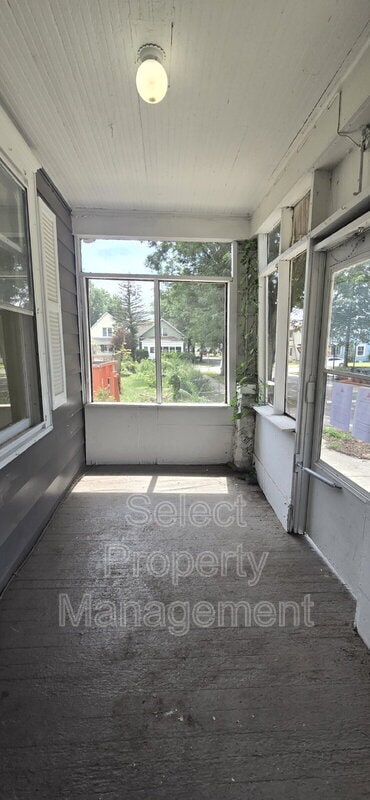 Building Photo - 1414 Oakland St