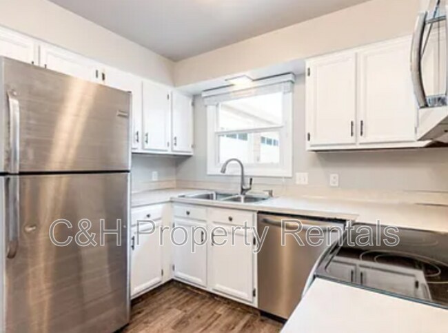 Foto del edificio - 2119 8th Ave N