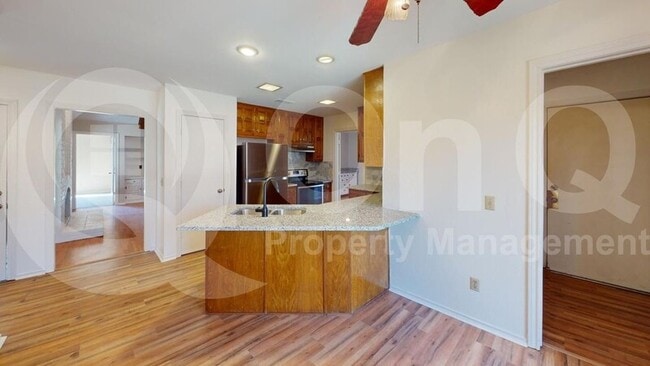 Building Photo - 5309 Greenbrook Dr