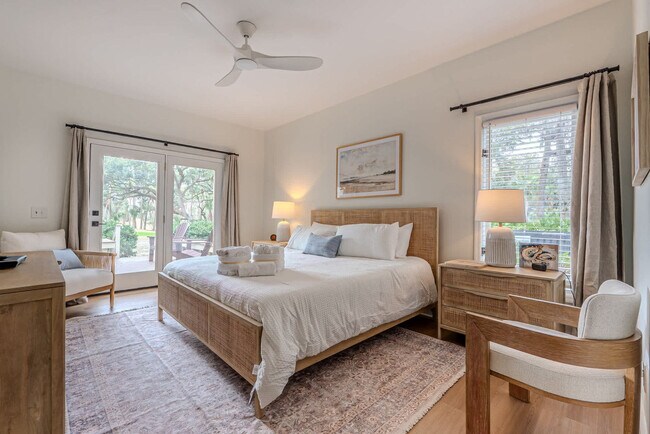 Foto del edificio - 8 Heath Dr