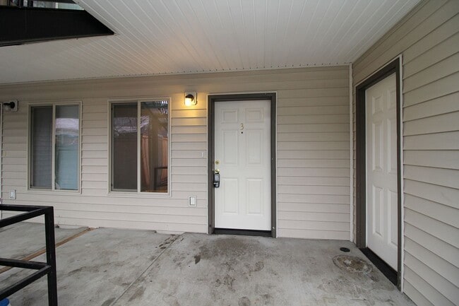 Foto del edificio - 8102 SE Lambert St