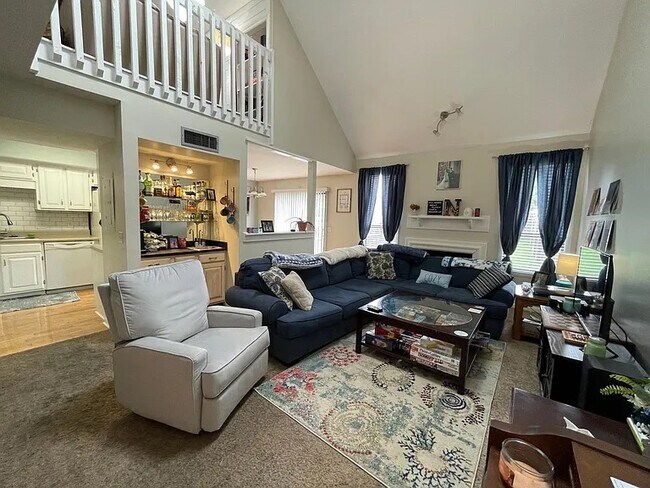 Building Photo - 5444 Hickory Park Dr