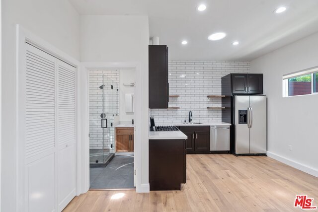 Foto principal - 807 1/2 N June St