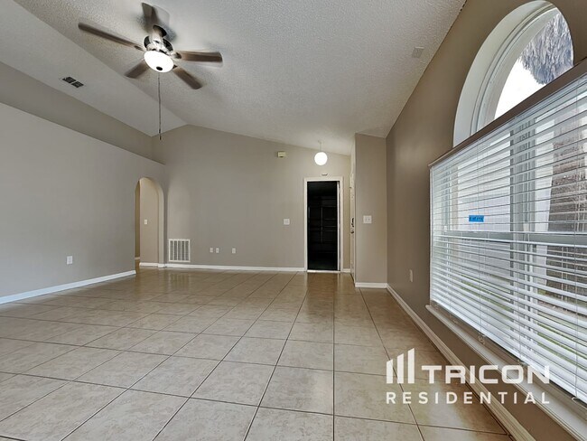 Foto del edificio - 11621 Ivy Flower Loop Riverview FL