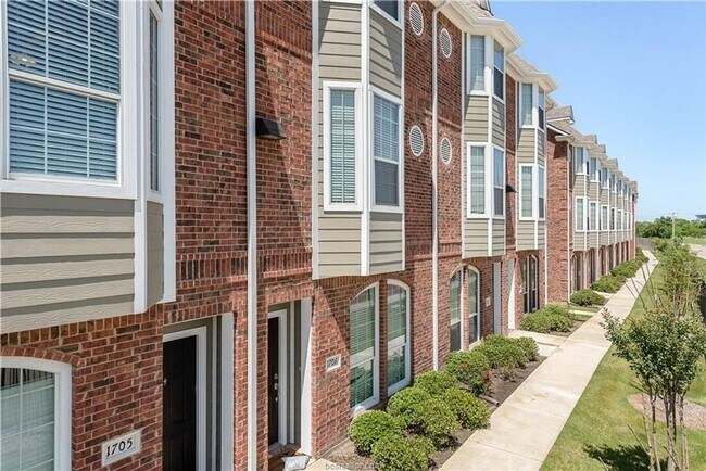 Building Photo - 1198 Jones Butler Rd. #2602
