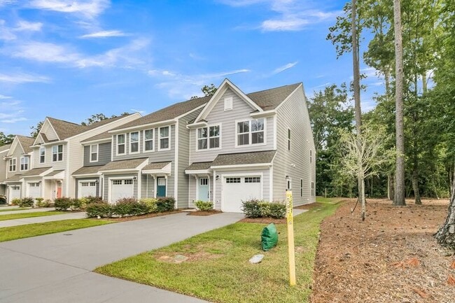 Foto del edificio - 1010 Crescent Cove Lane