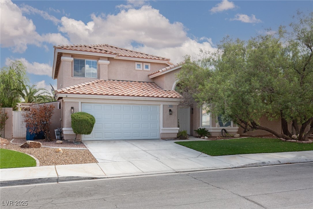 Foto principal - 3900 Triora St