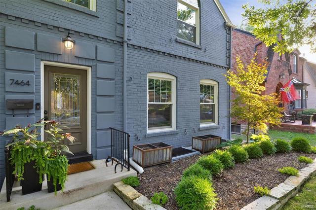Building Photo - 7464 Amherst Ave