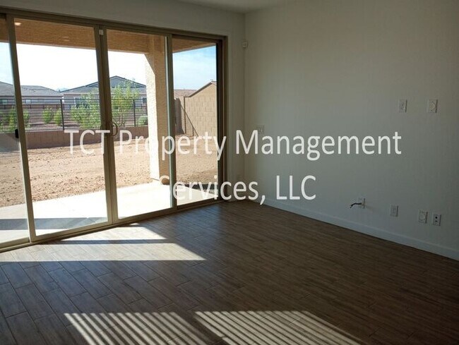 Foto del edificio - Three Bedroom New Build in Western Enclave!
