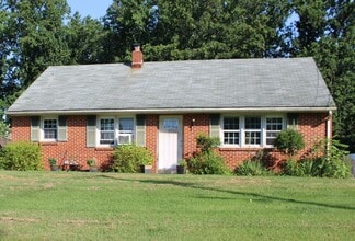 Building Photo - 125 Pleasant View Dr