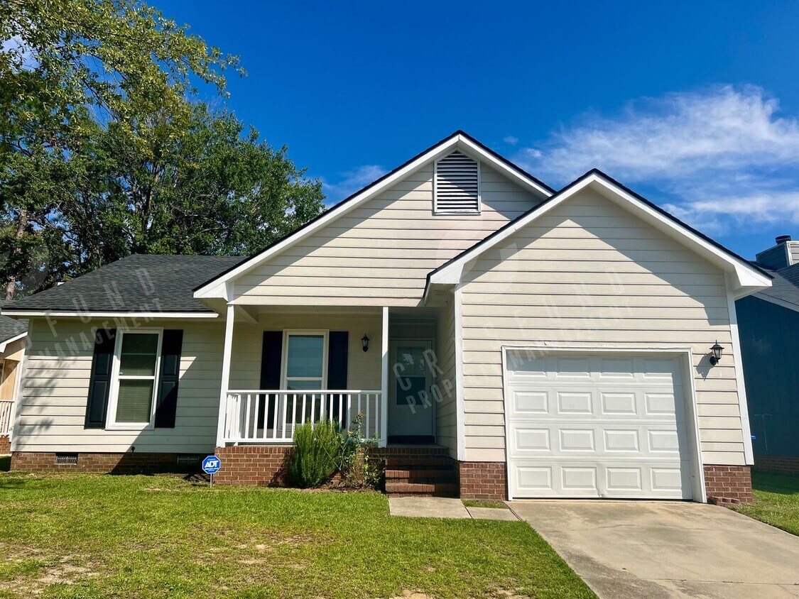 Primary Photo - Cute and Cozy 2 bd 2 ba home