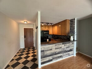 Building Photo - 5820 Oakwood Dr