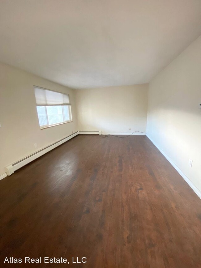 Building Photo - 903 Fontmore Rd