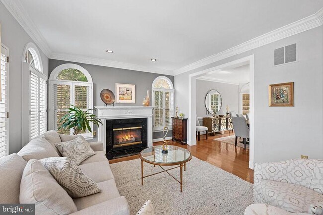 Foto del edificio - 5120 Warren Pl NW