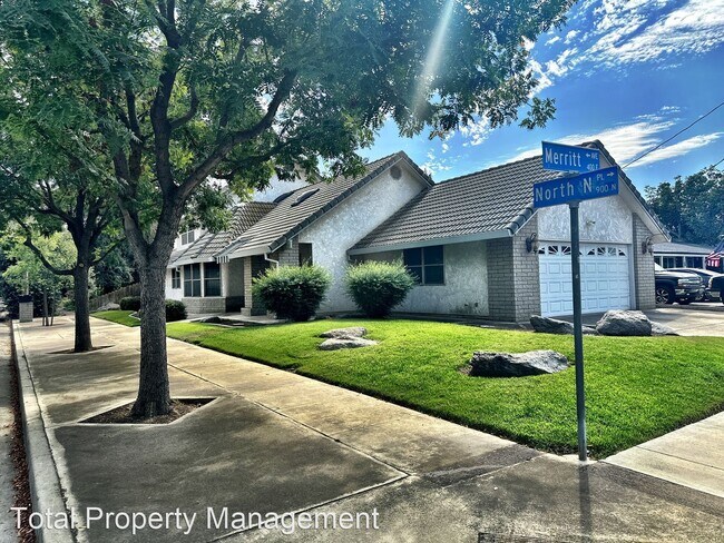 Foto del edificio - 3 br, 3 bath House - 961 N. N Pl.