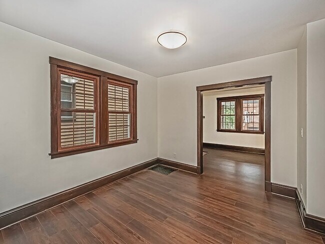 Foto del edificio - 5519 Howe St