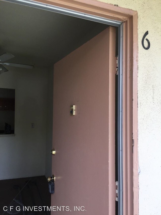 Foto del edificio - 1832 W Crestwood Ln