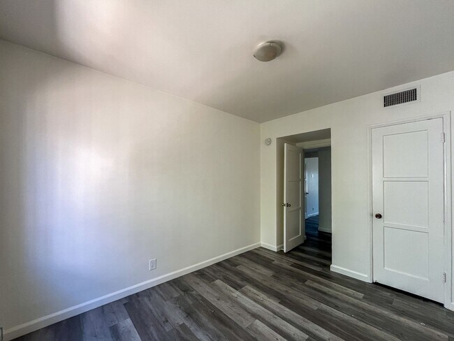 Foto del edificio - 3401 W 84th Pl