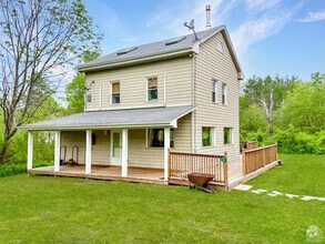 Building Photo - 51 Grays Ln